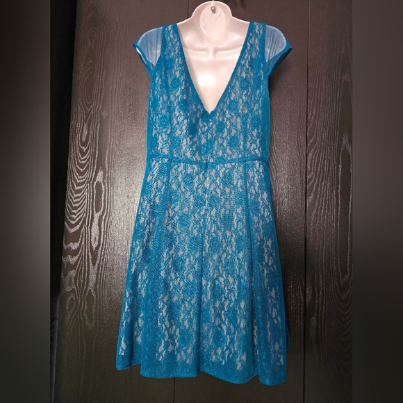πππππ’π₯ $πππ Blue Teal lace dress Jessica Simpson Size 12 New with tags - Picture 7 of 16